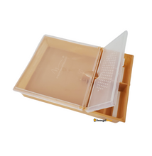 Load image into Gallery viewer, Plastic Box Feeder 1 Litre
